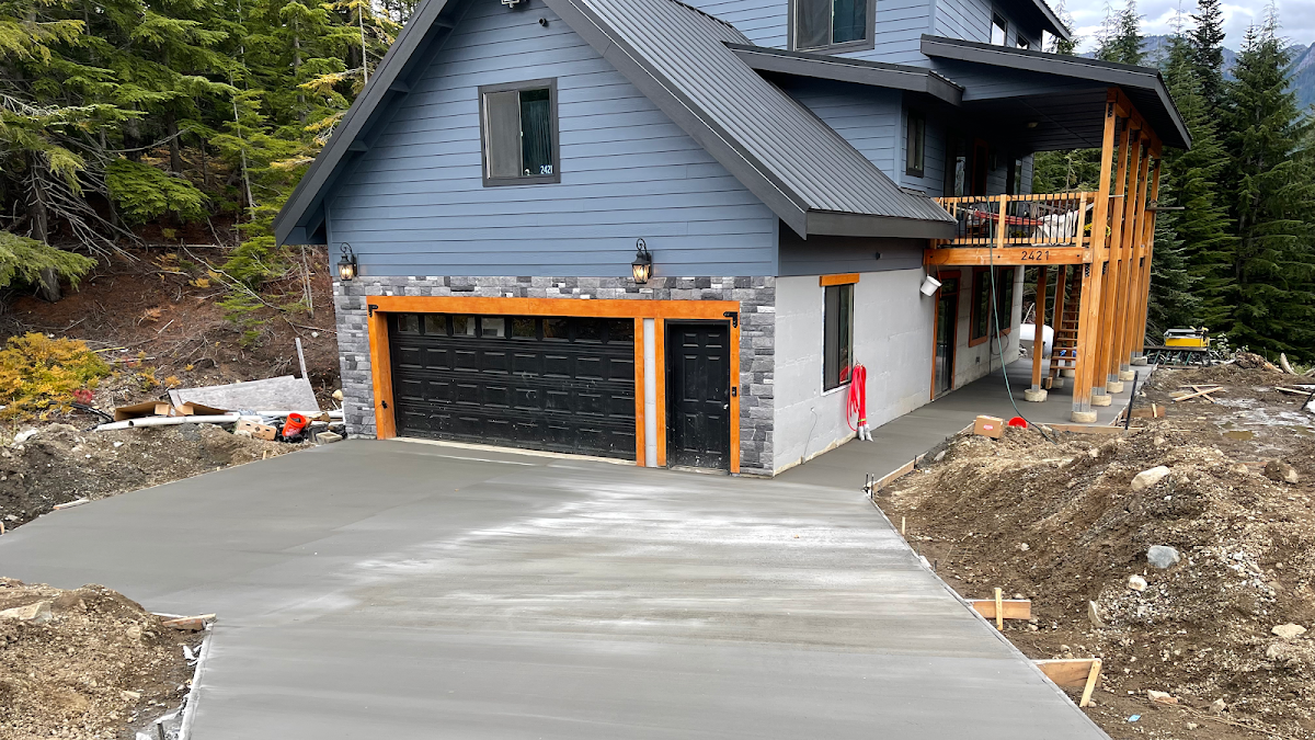 Hillside Driveway, Yakima, WA